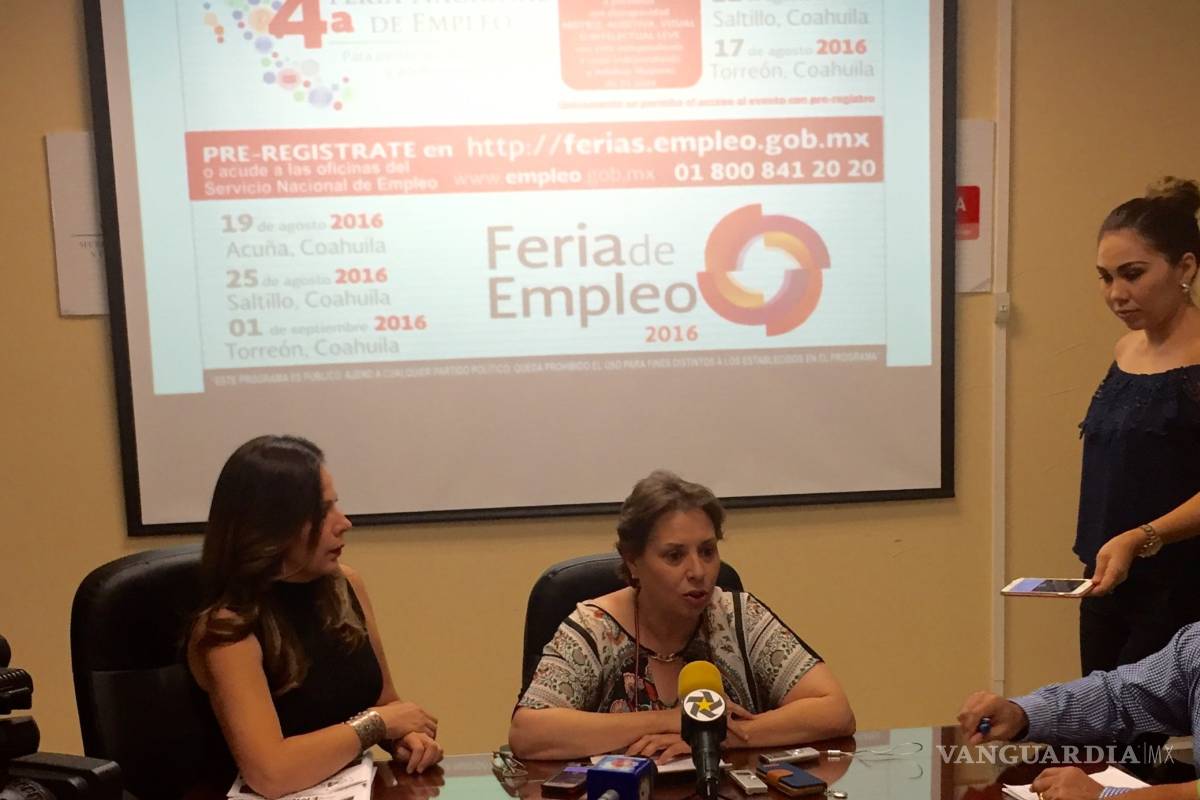 Organizan feria del empleo para personas con discapacidad y adultos mayores en Saltillo