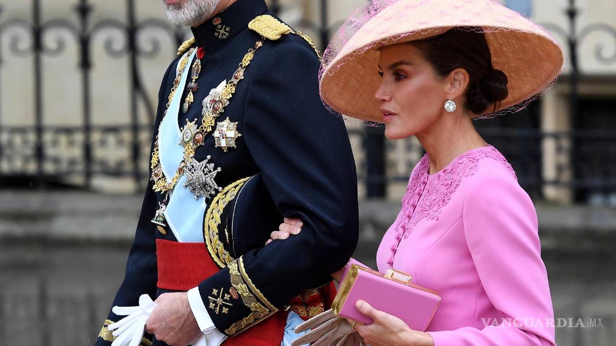 Así inicia el reinado del Carlos III tras una larga espera para ser el monarca británico (fotos)