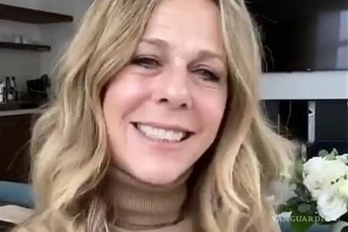 Mientras tanto… Rita Wilson comparte en Instagram su número de teléfono y pide a sus fans que le envíen mensajes mientras está en recuperación