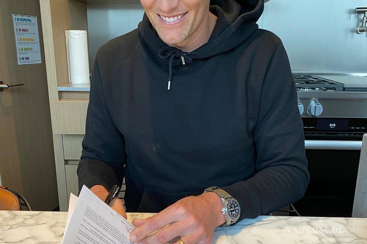 Tom Brady es oficialmente un bucanero de Tampa Bay