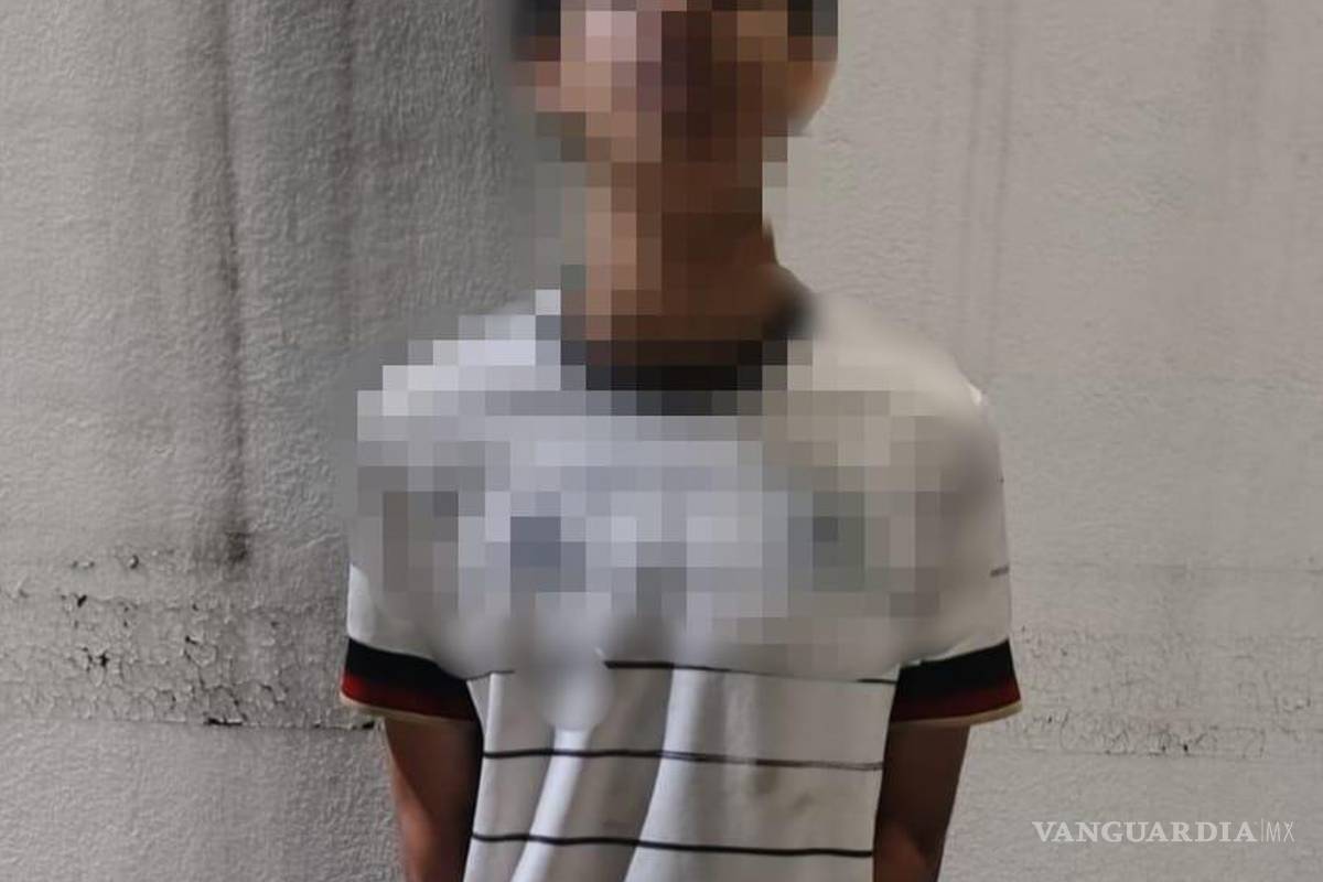 Detienen a 4 adolescentes por lanzar piedras a vehículos en movimiento, en Nuevo León