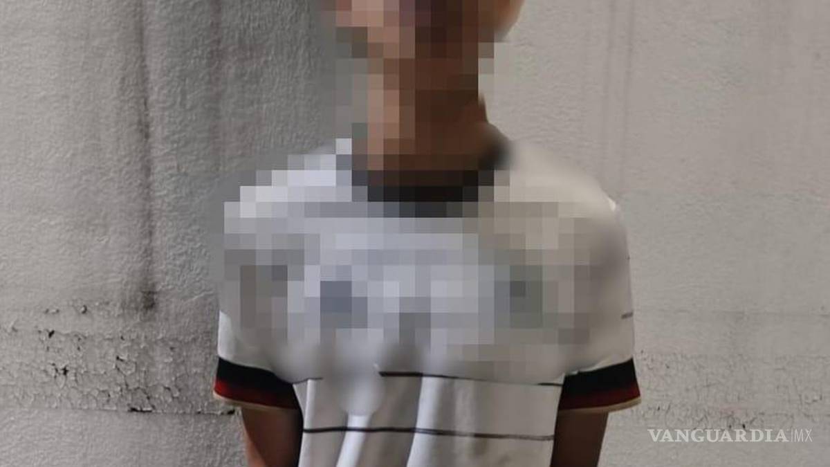 Detienen a 4 adolescentes por lanzar piedras a vehículos en movimiento, en Nuevo León