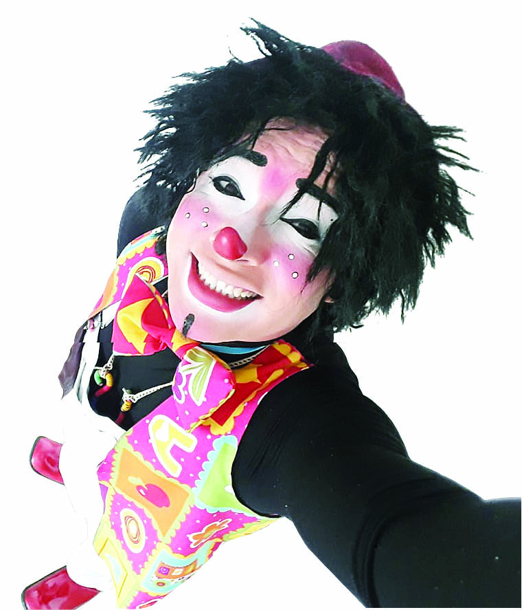 Invita payaso saltillense a encender una luz en señal de esperanza