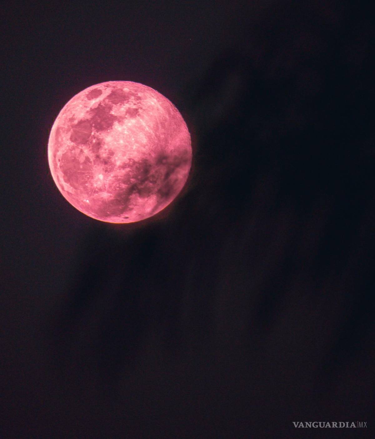$!Este martes 23 de abril, México tiene una cita con uno de los eventos astronómicos más esperados del año: la Luna Rosa.