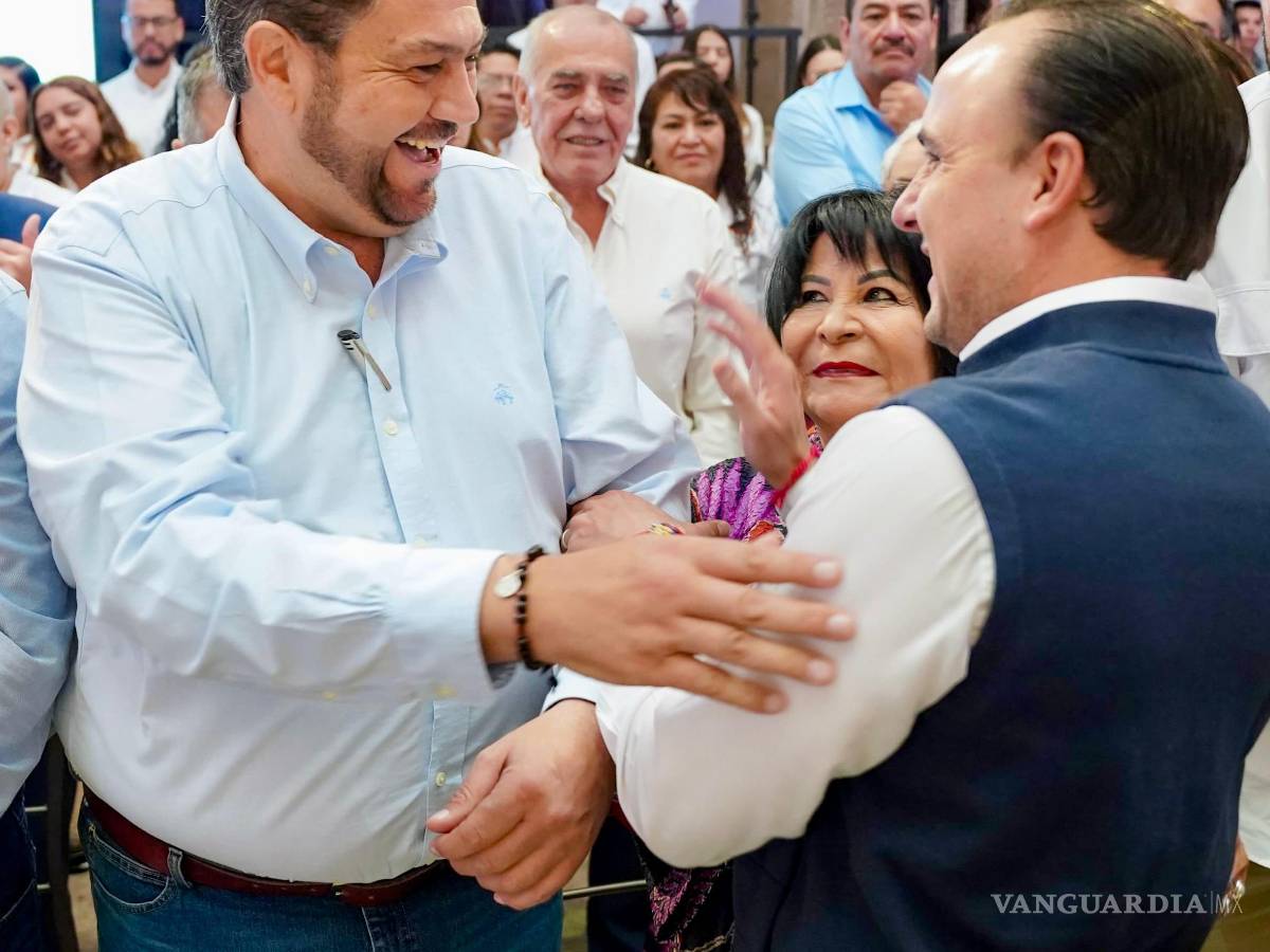 $!El alcalde Tomás Gutiérrez agradece el apoyo recibido al gobernador Manolo Jiménez.