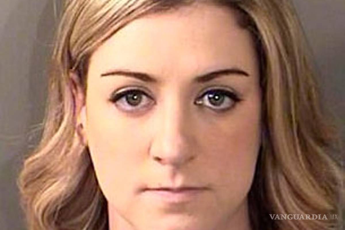 $!Profesora de tenis es detenida por tener relaciones sexuales con un quinceañero