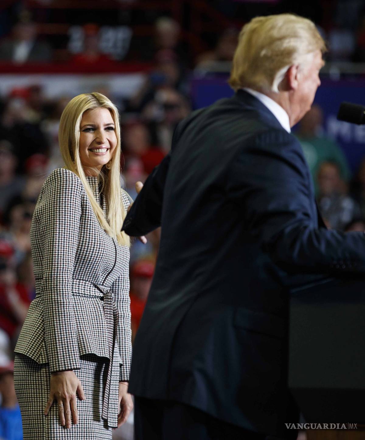 $!Donald Trump ya no le dirá 'bella' a Ivanka... asegura que es políticamente incorrecto
