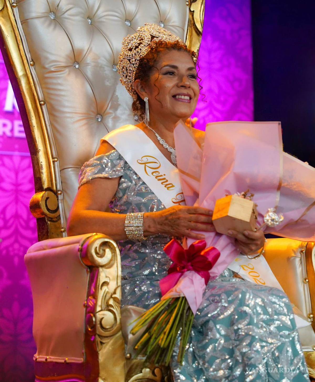$!María Eugenia Herrera como Reina de las Personas Mayores, de Ramos Arizpe.