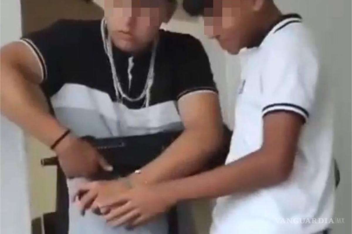 Se viraliza video de menor con arma larga, en Saltillo