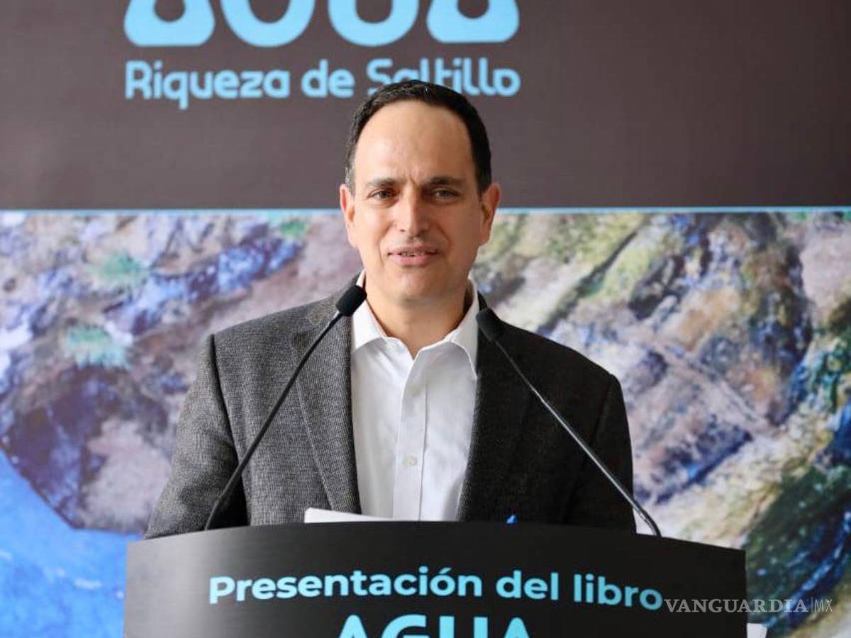 $!Daniel Gaza Tobón, autor del libro en el que explora la historia hídrica de la ciudad.