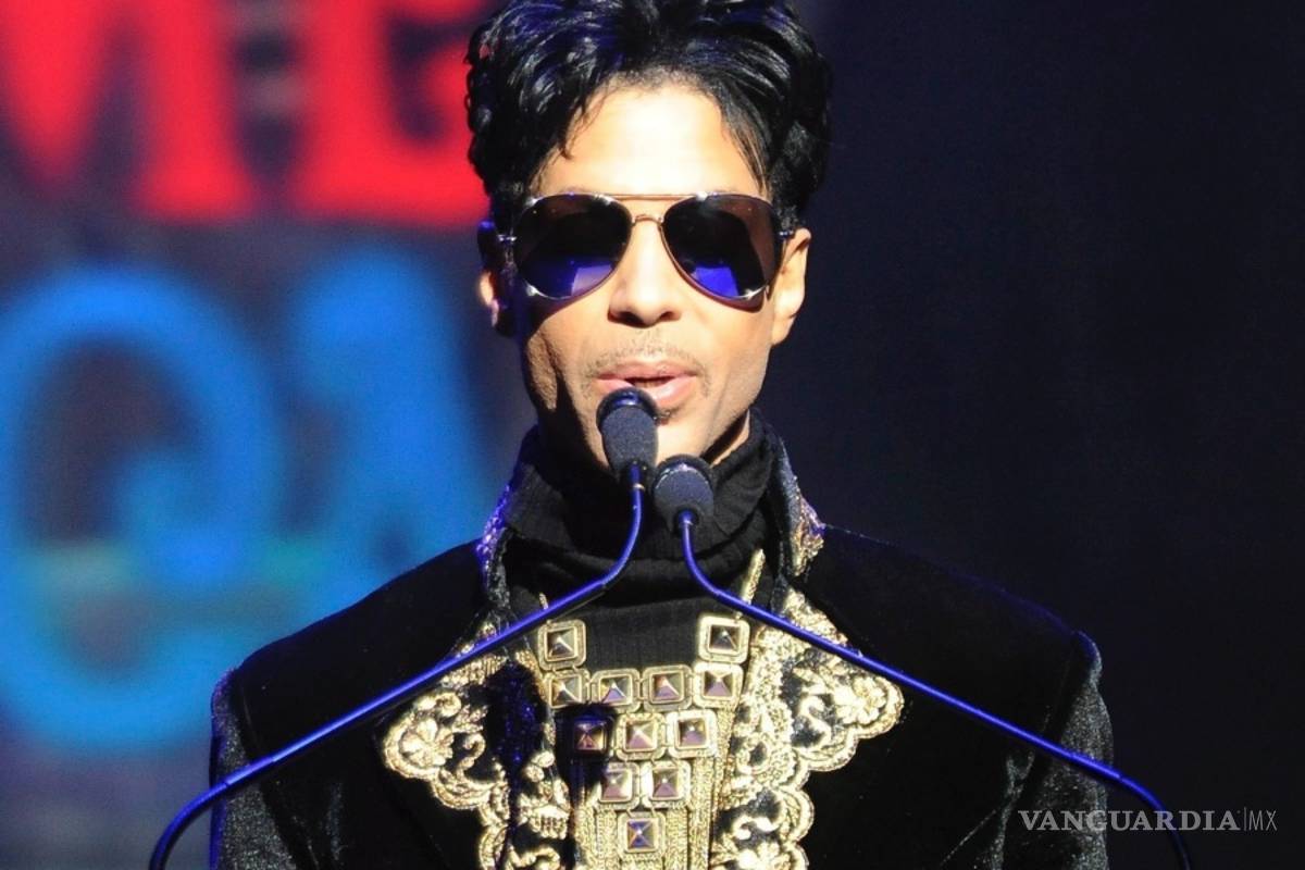 $!Cinco años sin Prince, una de las grandes estrellas de la música de la década 80