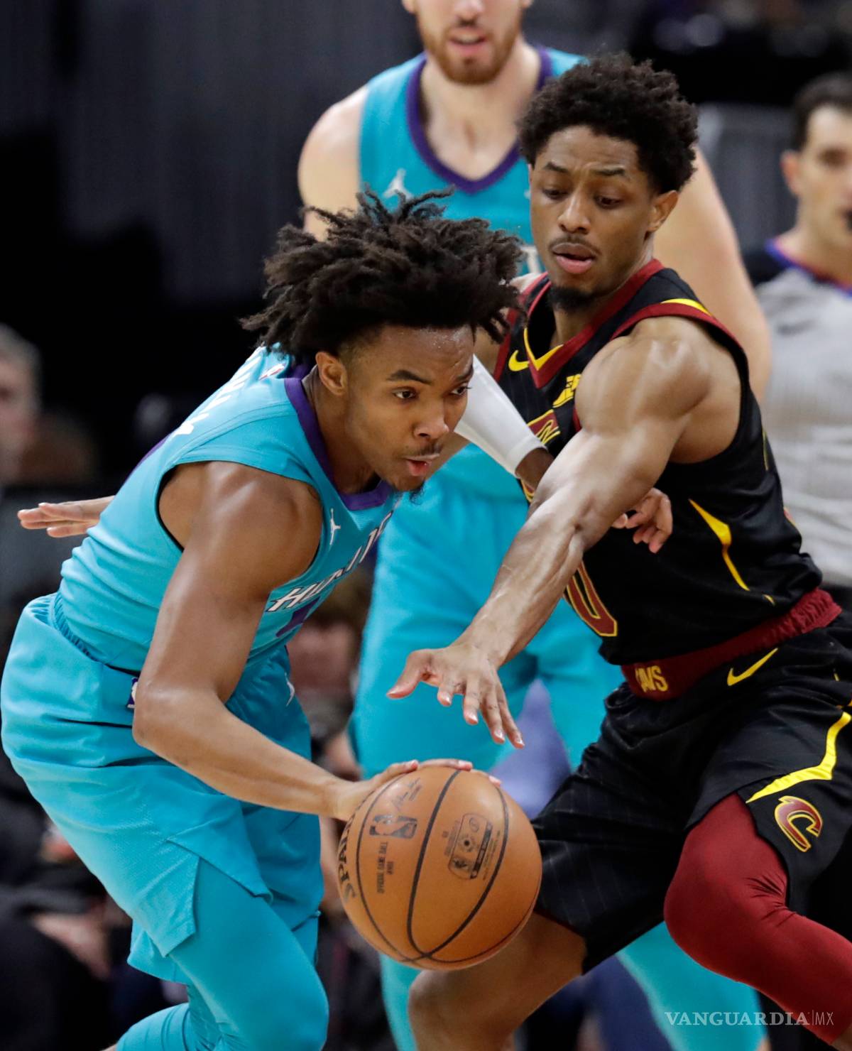 $!Los Hornets se aferran a la clasificación tras vencer a los Cavs