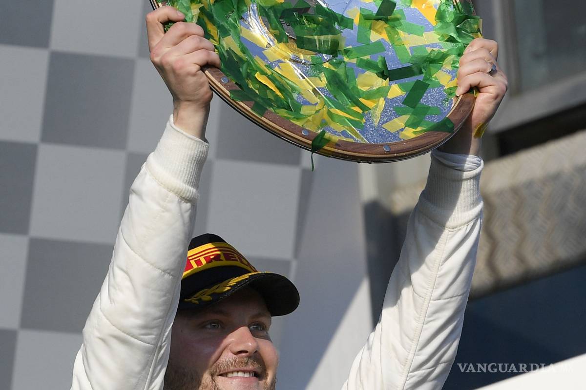 Valtteri Bottas se adueña de Melbourne