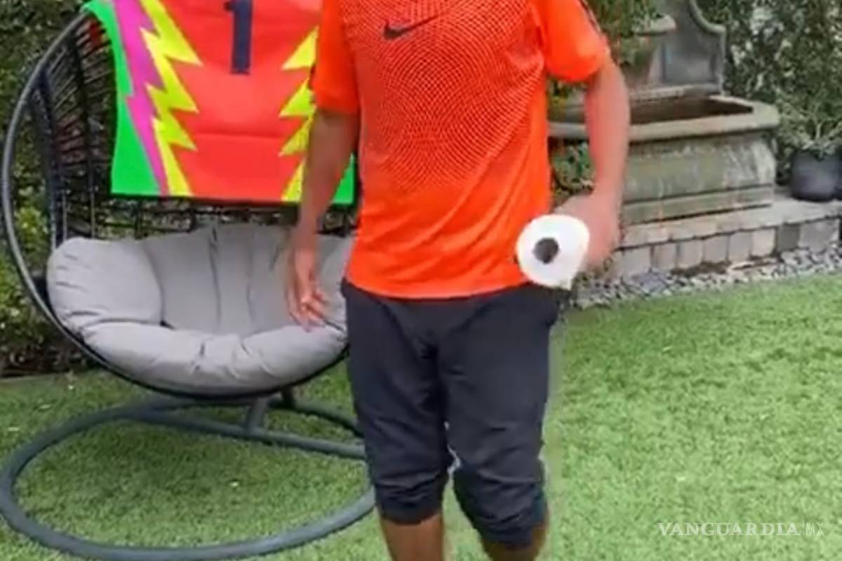 Jorge Campos se vuelve tendencia por el #10ToquesChallenge (VIDEO)