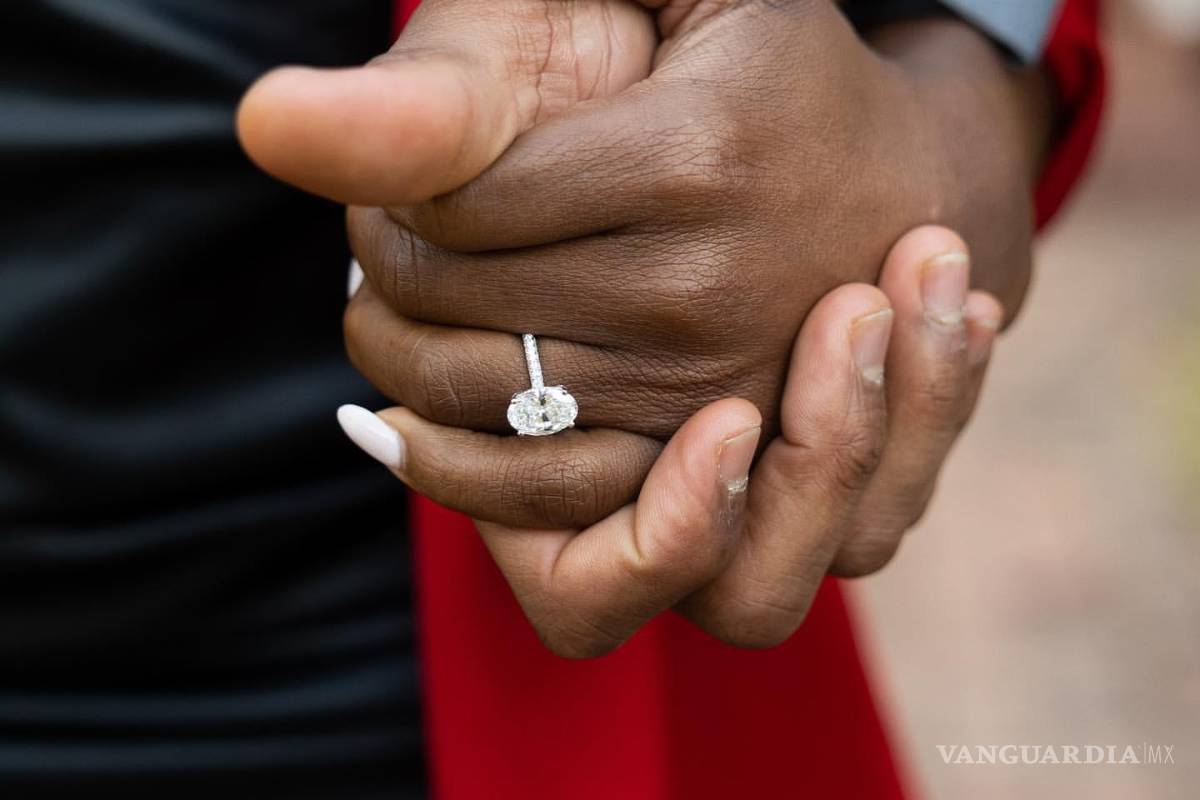 $!‘El sí más fácil’; Simone Biles se compromete con su novio Jonathan Owens