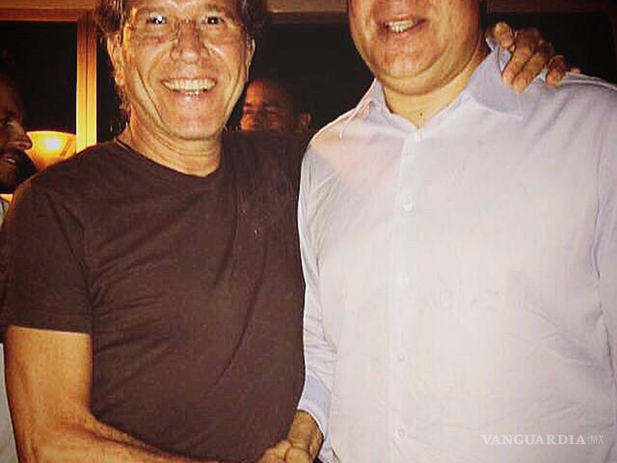 $!El ex presidente de Panamá, Juan Carlos Varela, con el autor.