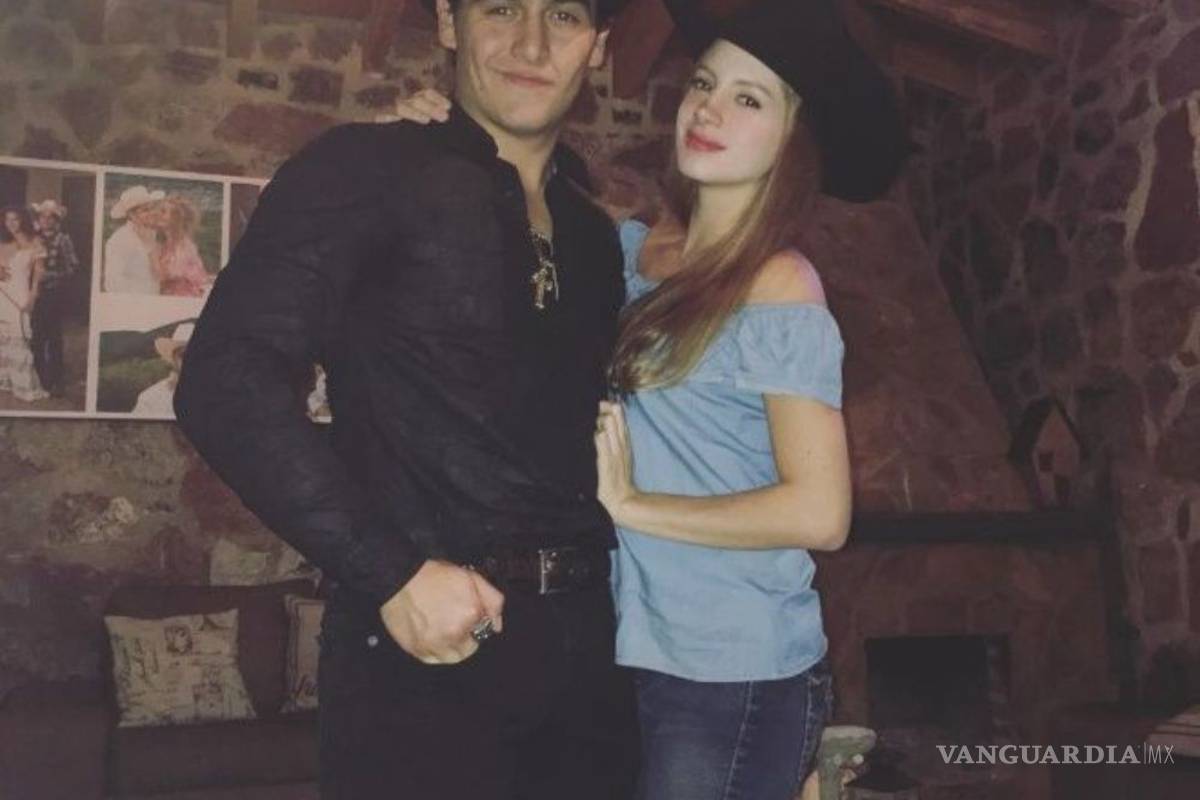 $!Captan a Julián Figueroa besándose con dos famosas mujeres mientras su novia está embarazada