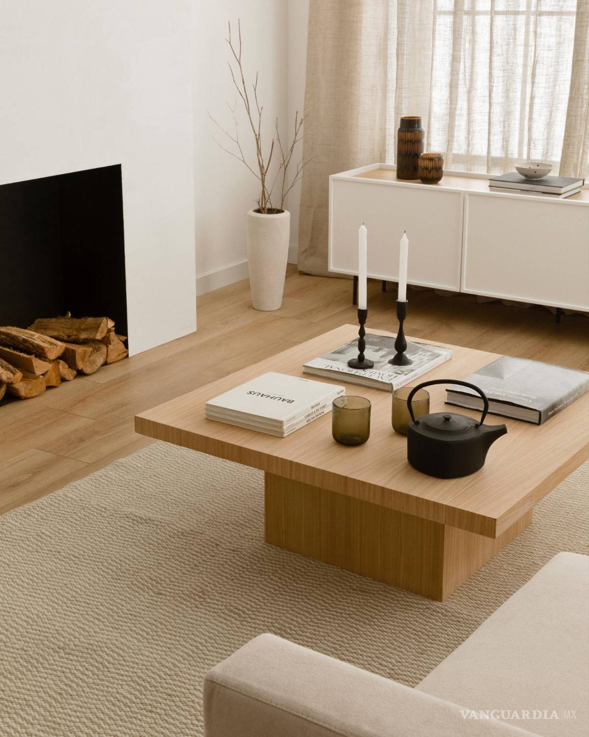 $!Es el caso de muebles con doble utilidad, además de su función, su capacidad de almacenaje es muy positiva.