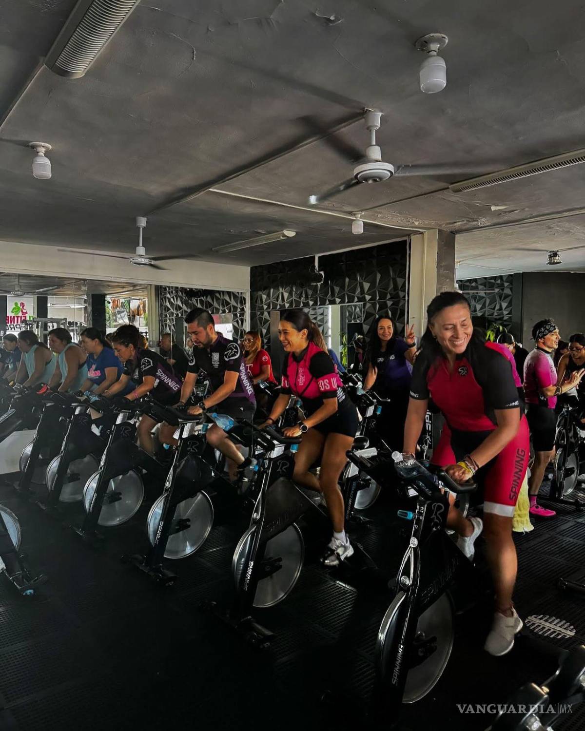 $!Los centros deportivos amplían su operación ante el aumento de usuarios.