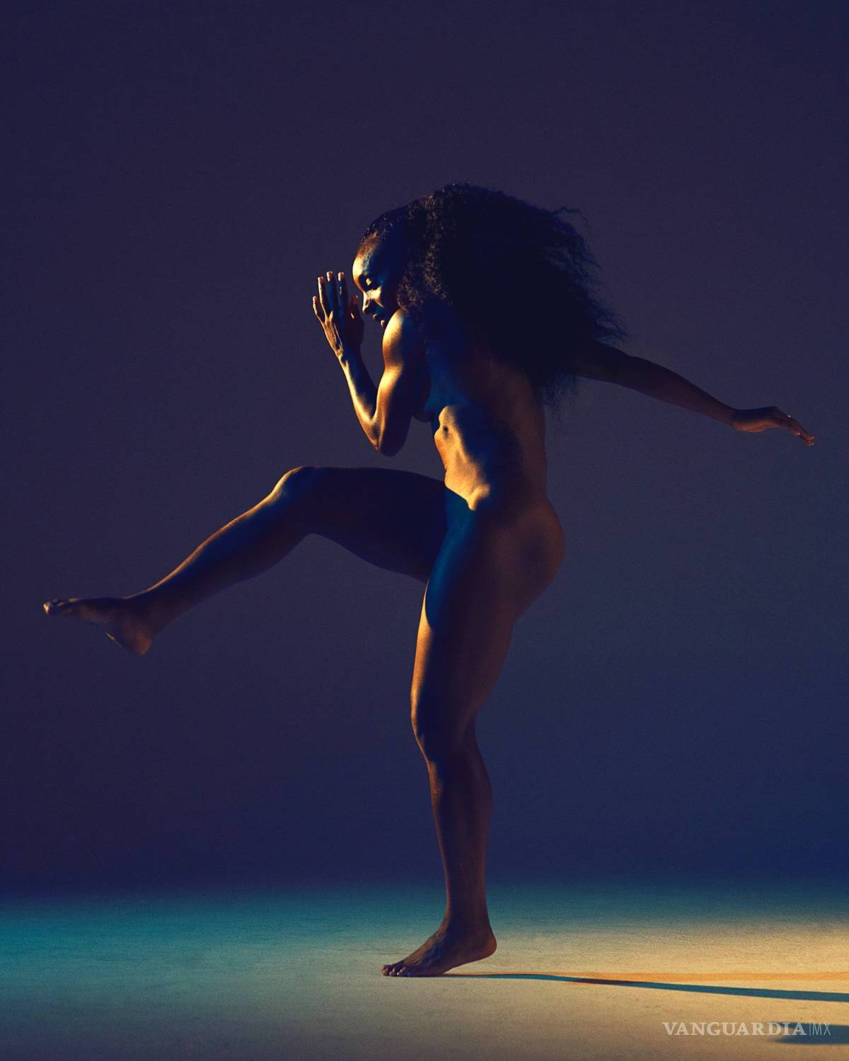 $!Zlatan Ibrahimovic aparece completamente desnudo para ESPN