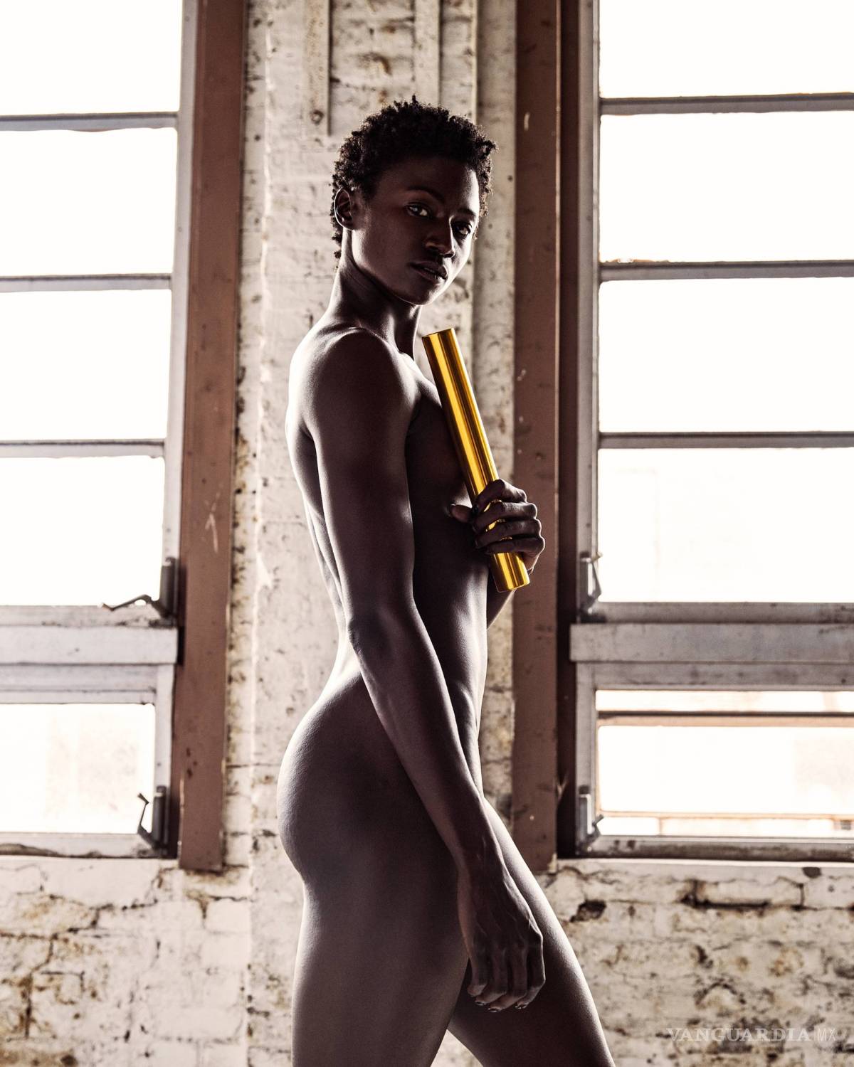 $!Zlatan Ibrahimovic aparece completamente desnudo para ESPN