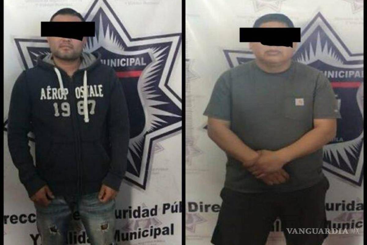 Acusan a policías de abusar de detenida en Sabinas