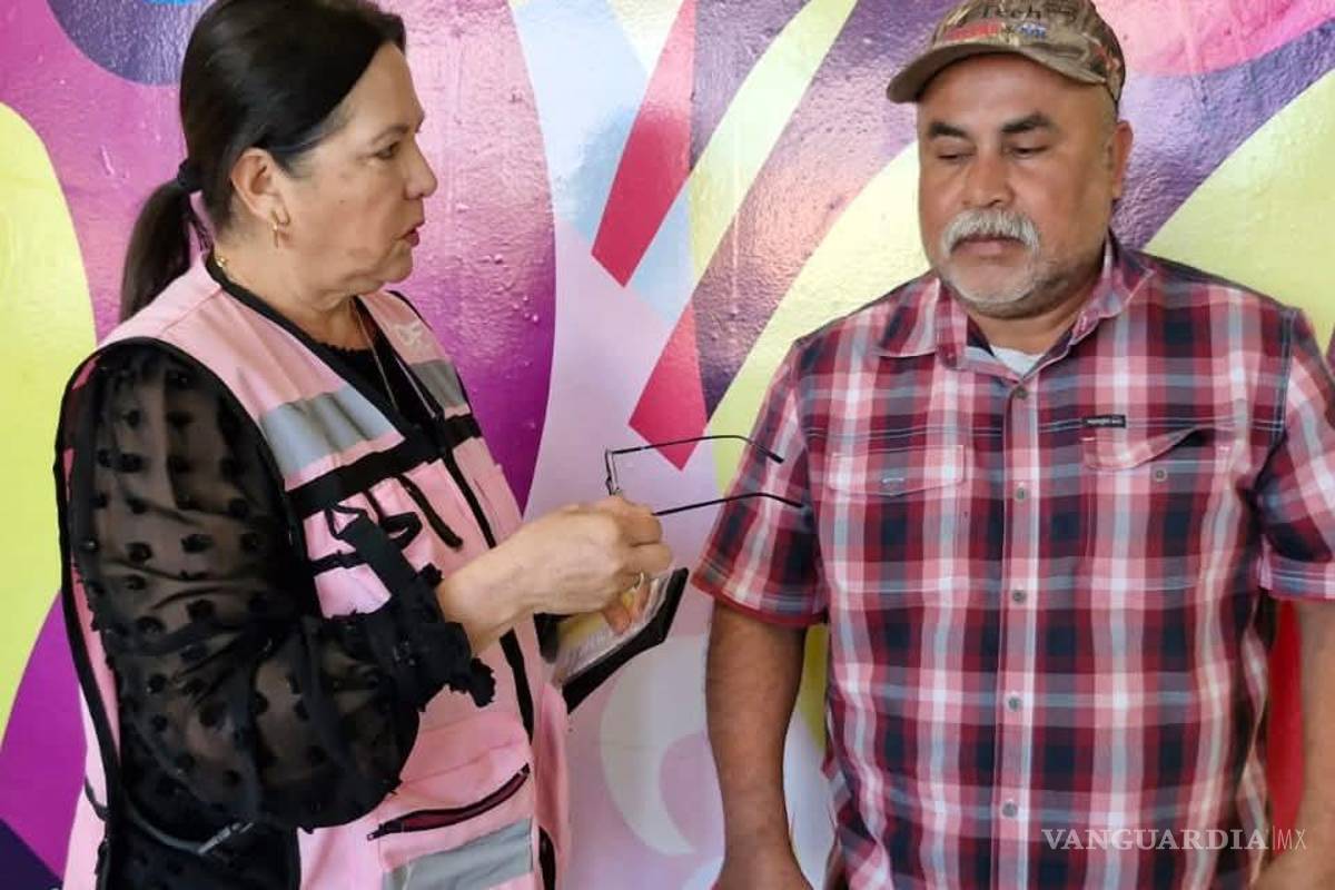 DIF Acuña entrega apoyos de movilidad a personas con discapacidad