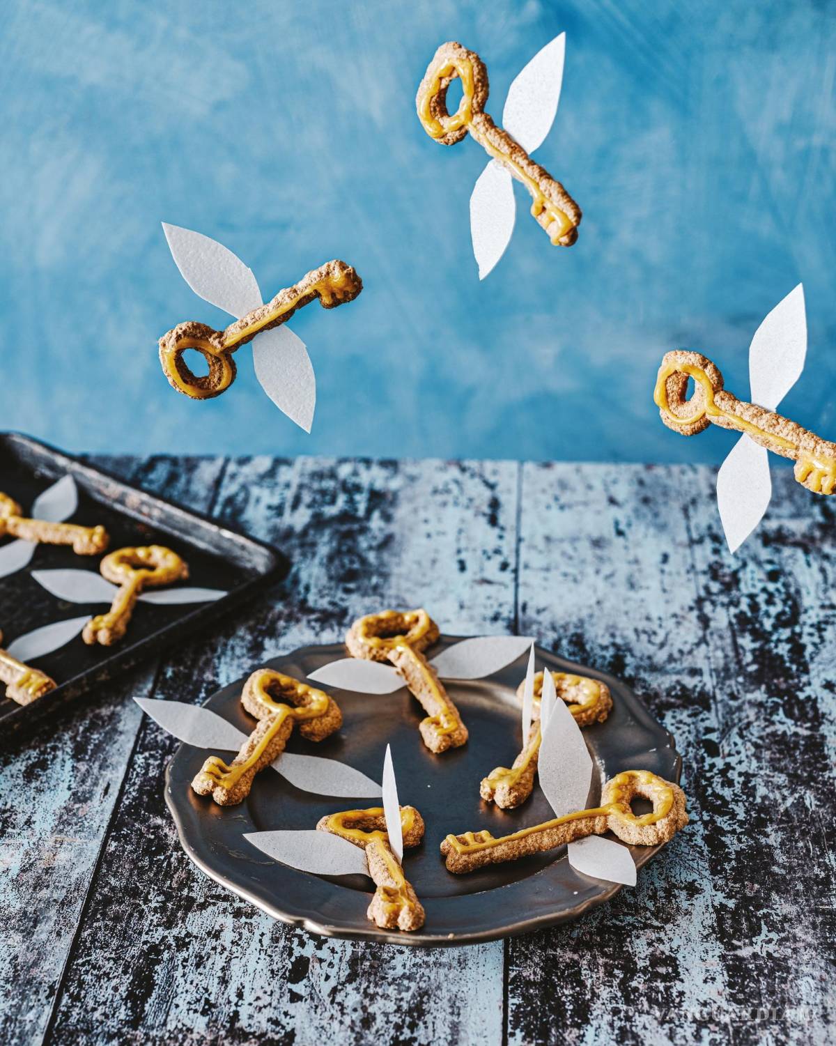 $!Foto del resultado de las galletas de llaves aladas. EFE/Editorial Salamandra