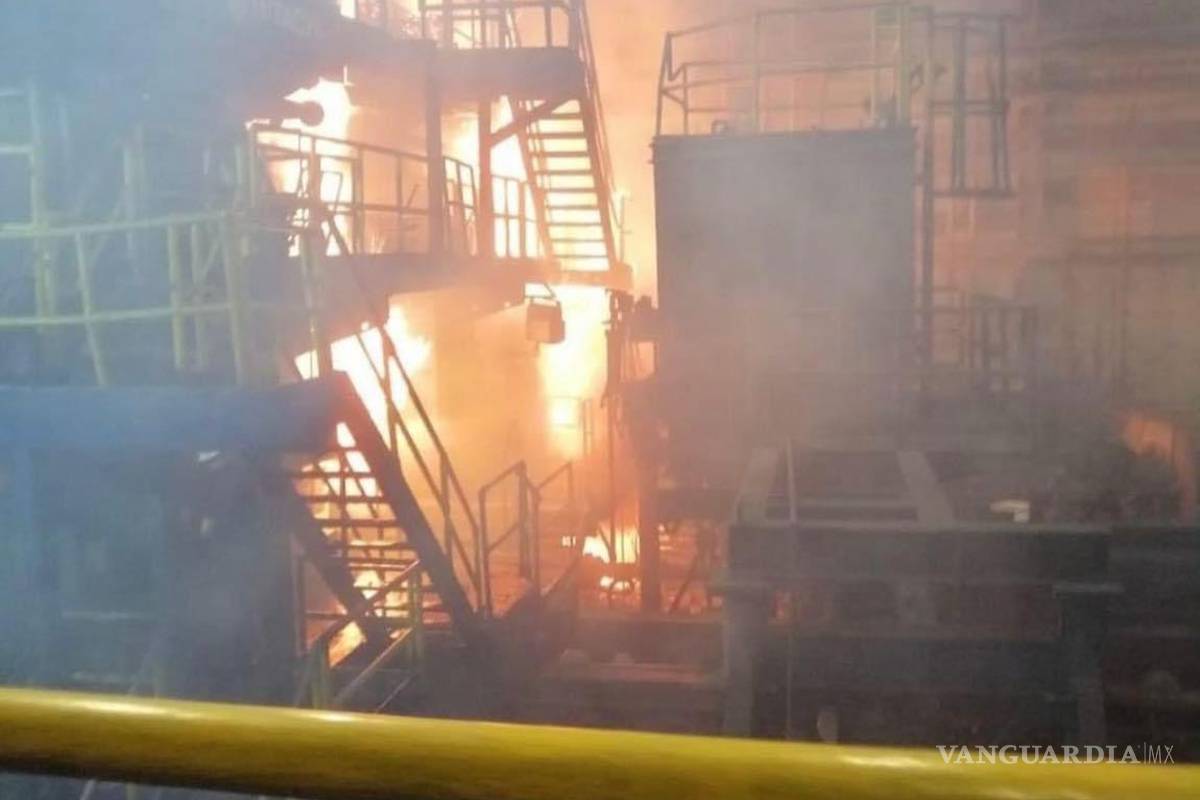 Explosión de AHMSA deja 11 obreros lesionados, son atendidos en la clínica 7 del IMSS en Monclova