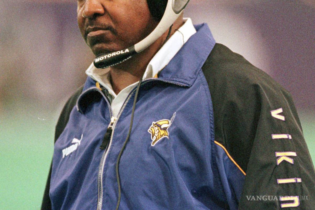 Dennis Green al ‘Ring of Honor’ de los Vikings