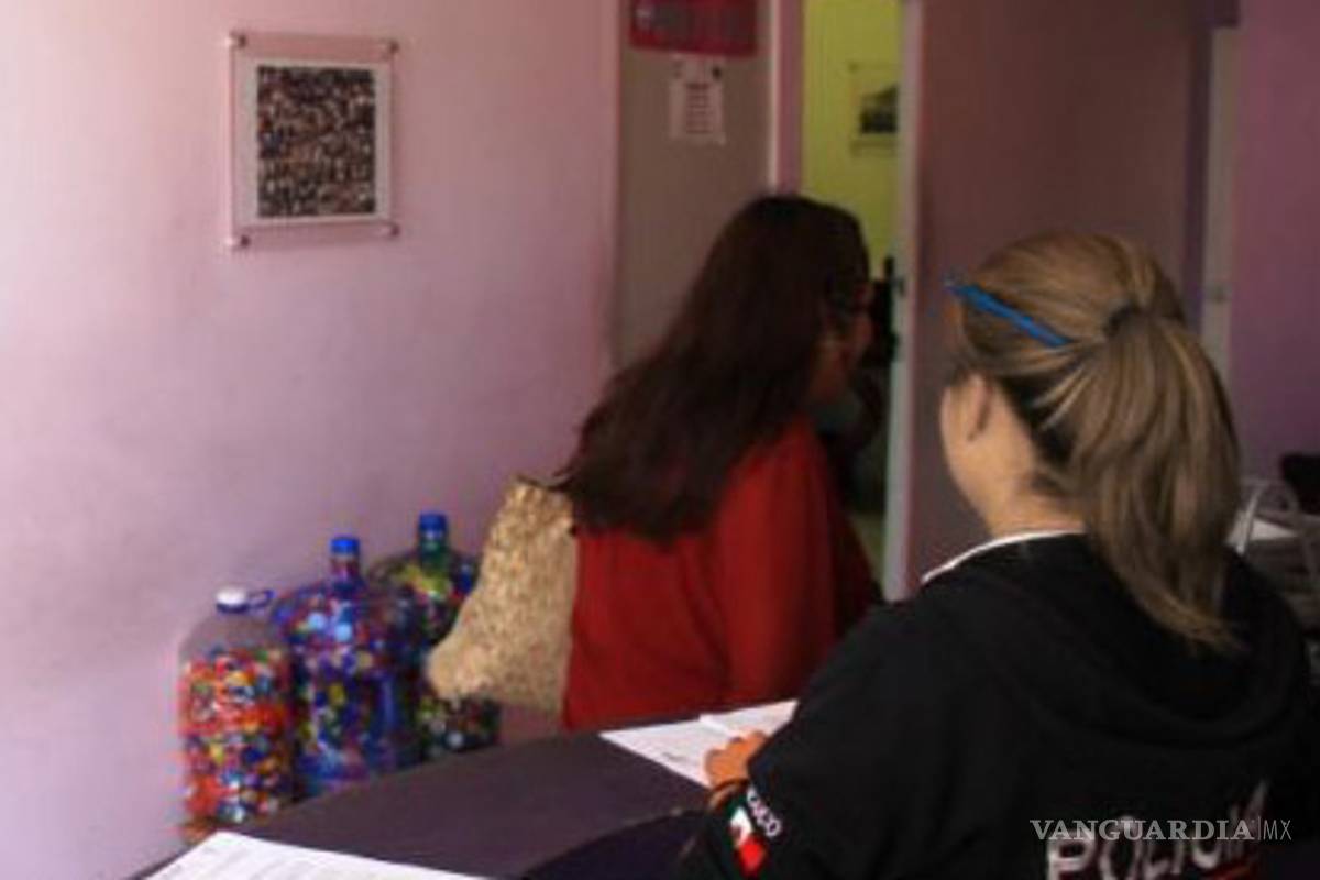 Con pláticas previenen la violencia intrafamiliar en Saltillo