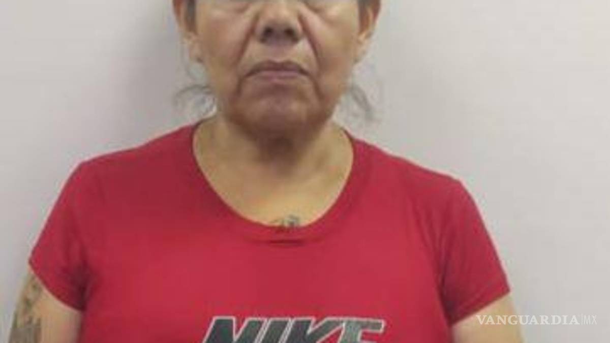 Agentes catean dos viviendas en Monterrey por narcomenudeo