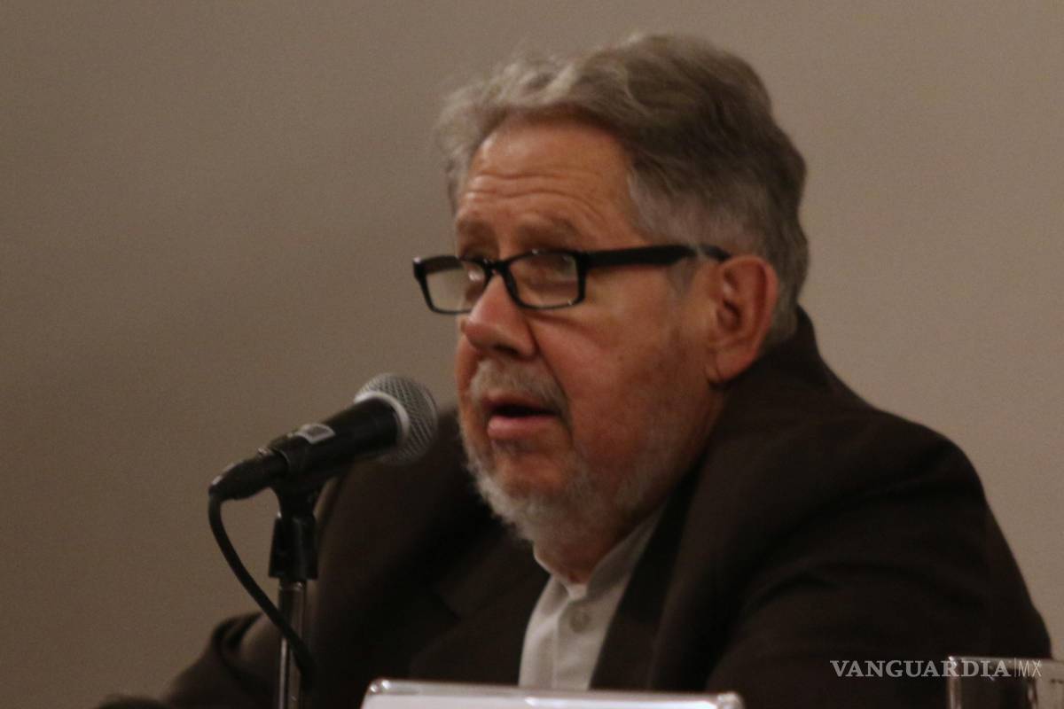 Reconoce Bellas Artes prolífica trayectoria de Hugo Hiriart