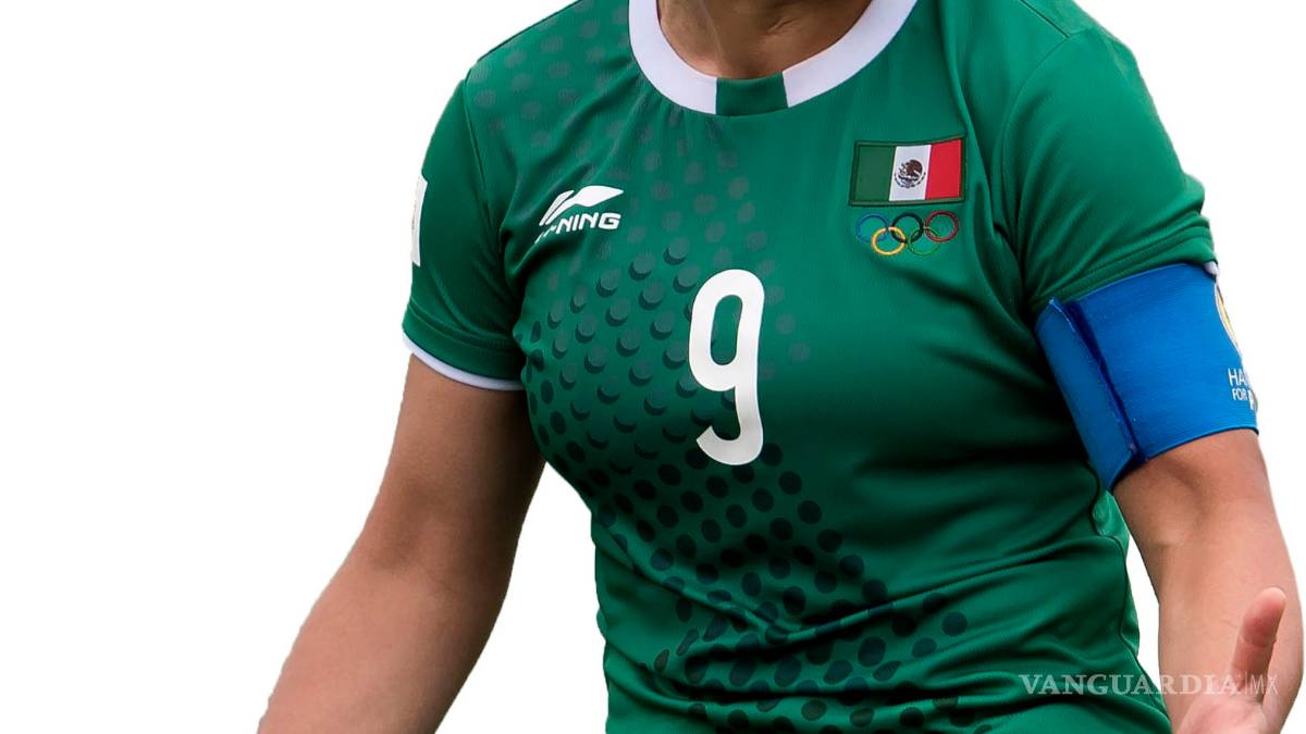 Truena Charlyn Corral contra la Federación Mexicana de Futbol