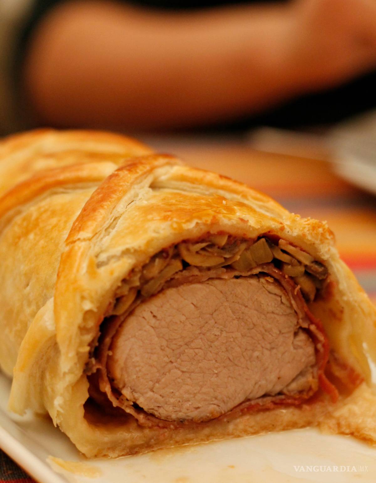 $!Comparte mesa con la realeza