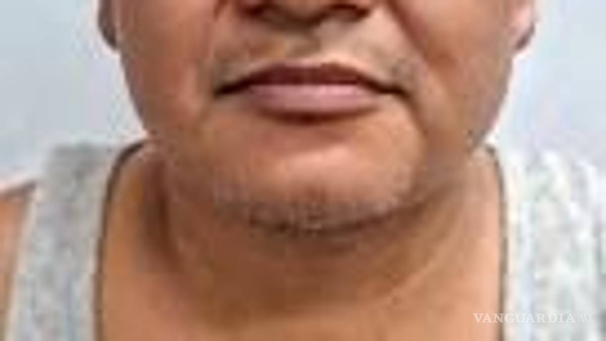 Intentan secuestrar a hombre, pero estacionan su vehículo frente a instalaciones de la Fiscalía de NL
