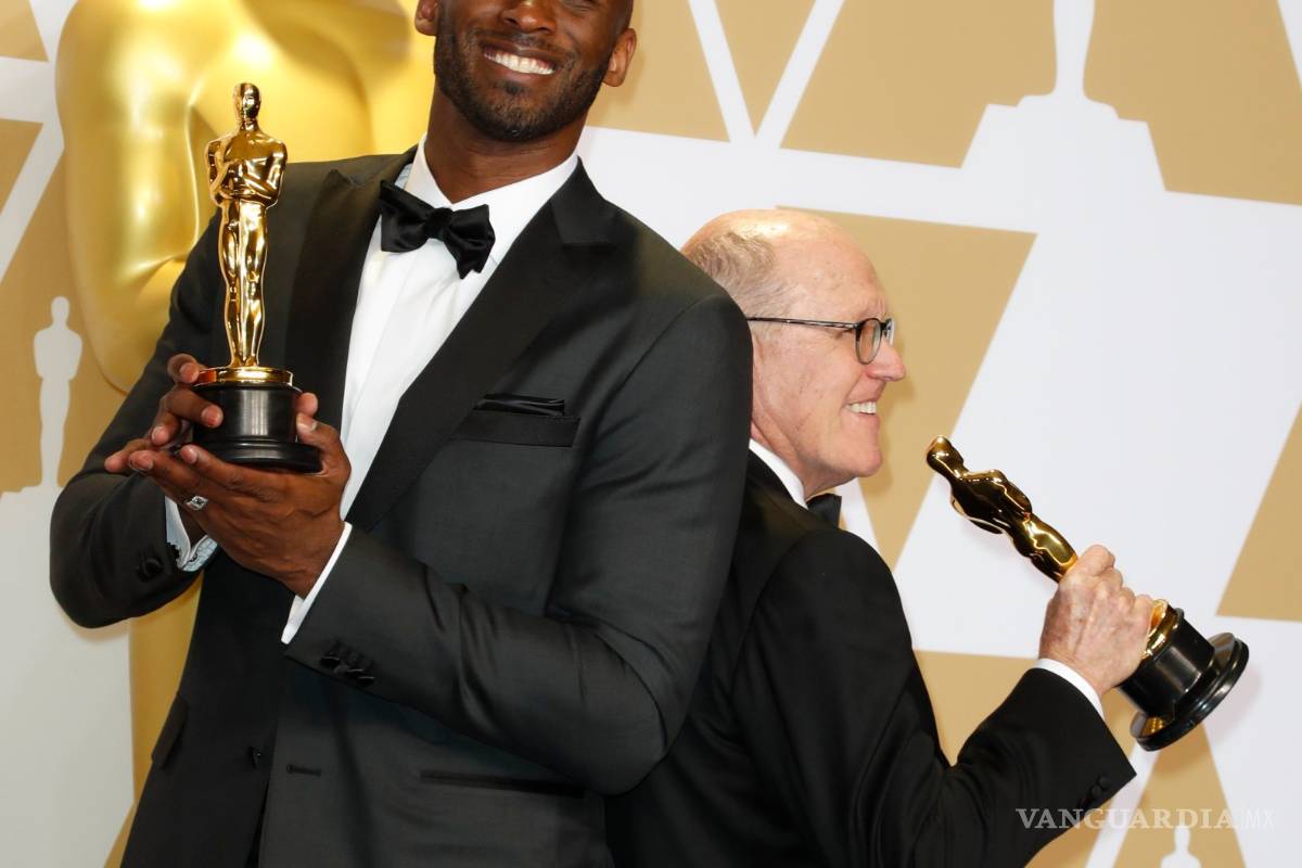 $!Mientras Kobe sigue sin creer el Oscar, LeBron no descarta uno