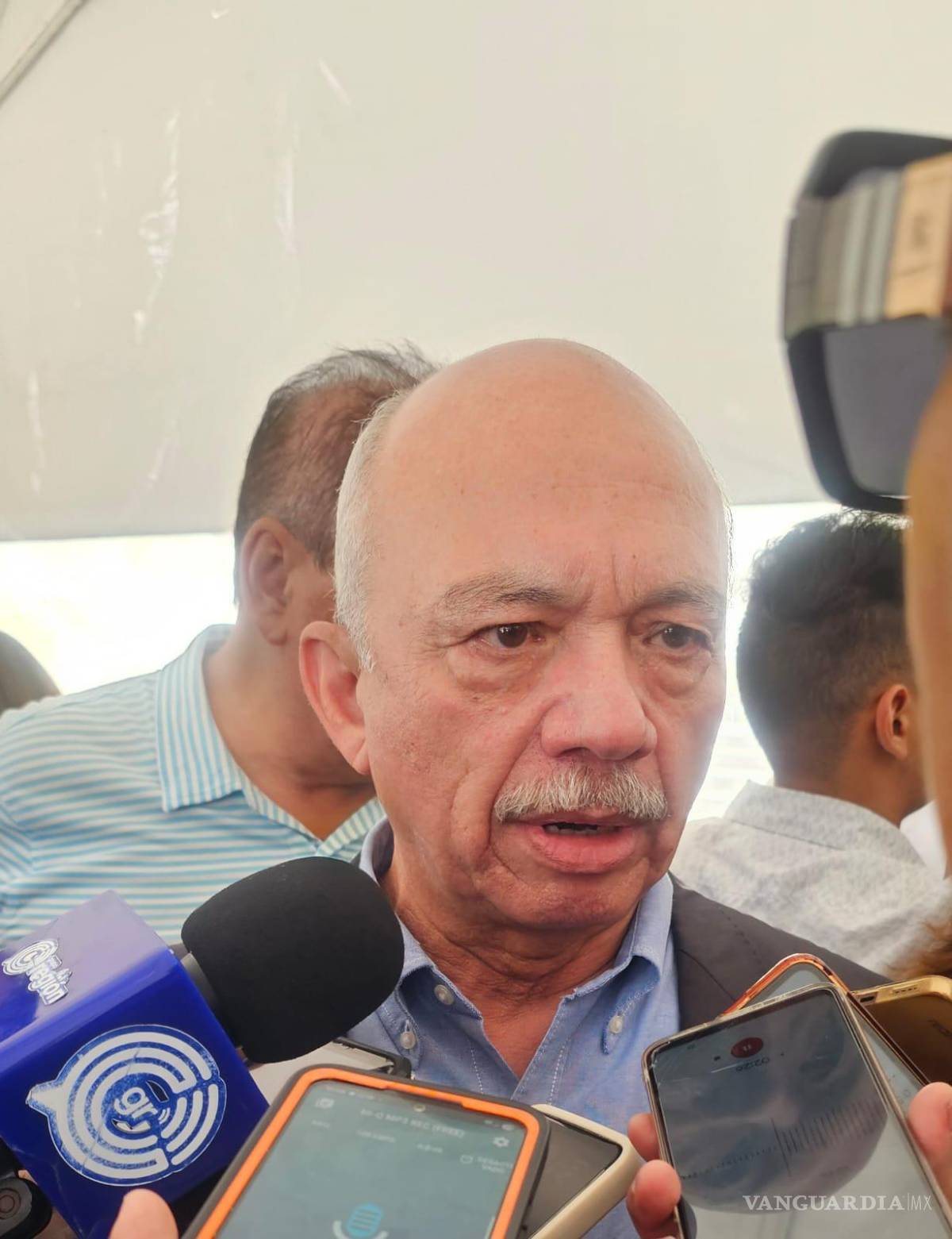 $!Óscar Pimentel durante la rueda de prensa en Torreón.