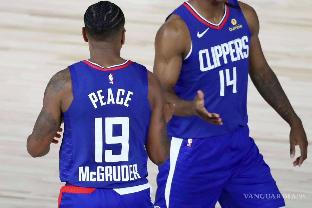 Clippers afianzan el segundo puesto vencen a los Mavericks