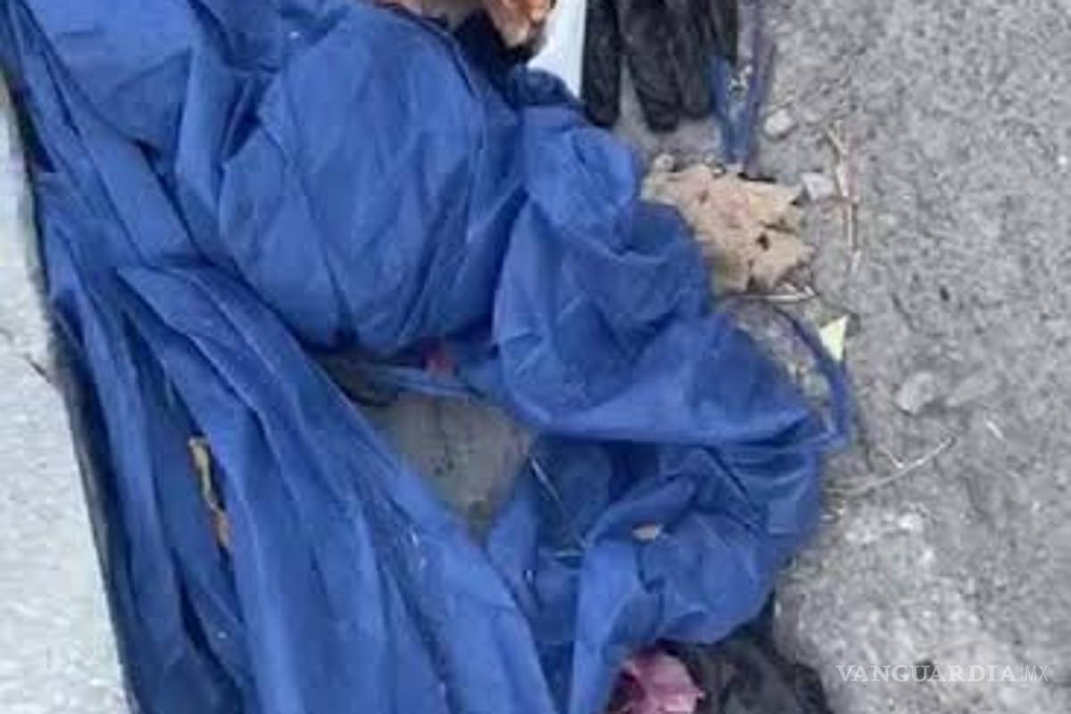 Encuentran residuos hospitalarios peligrosos en calles de Torreón