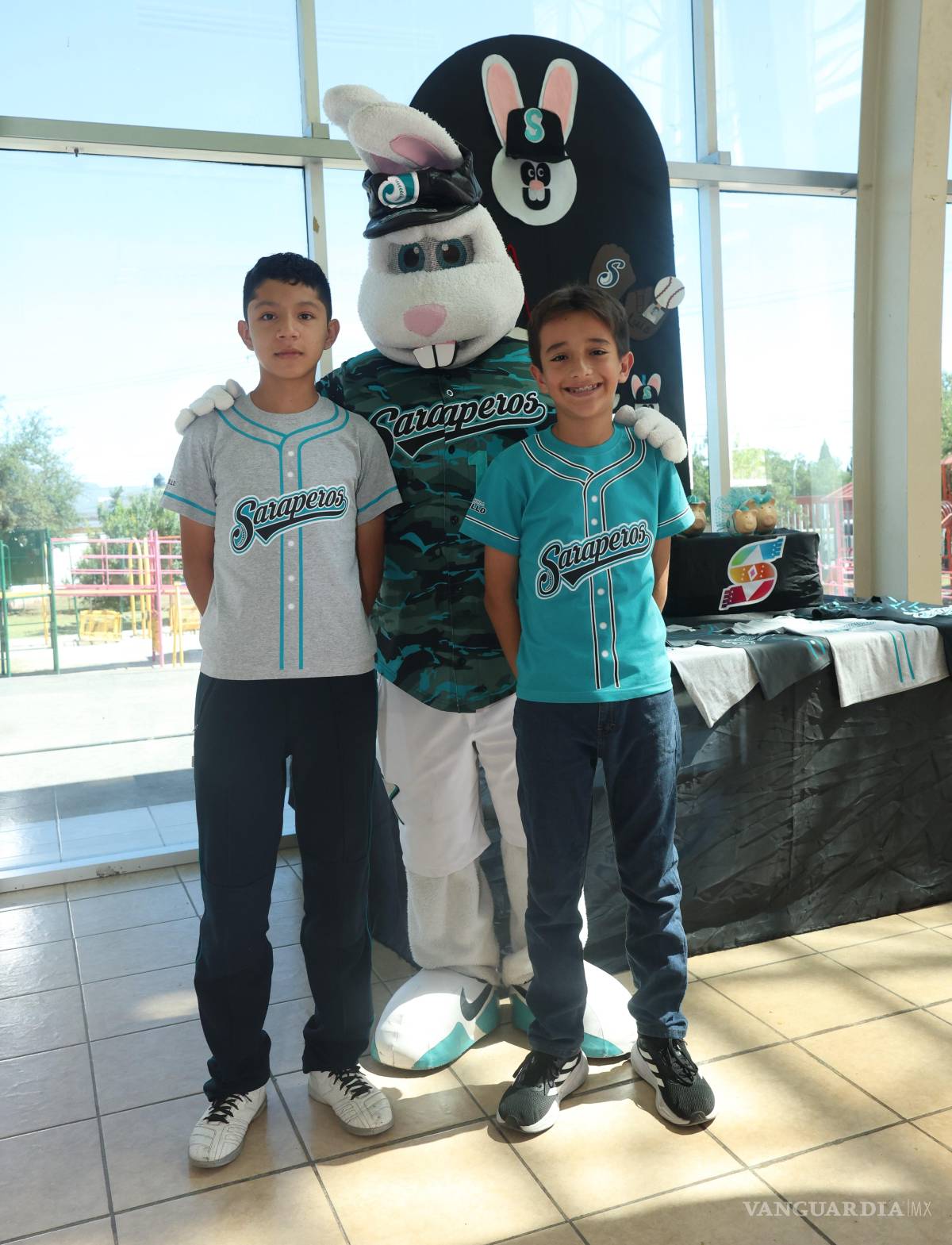 $!Niñas y niños vivirán el verano 2025 con actividades deportivas, manualidades y baile en los biblioparques de Saltillo.