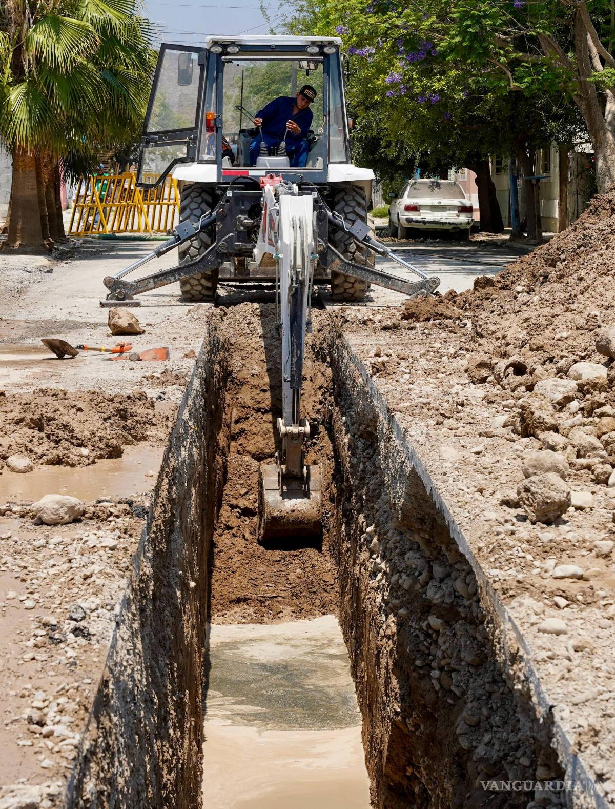 $!La obra contempla la instalación de 160 metros lineales de nueva infraestructura sanitaria para mejorar la salud pública en la zona.
