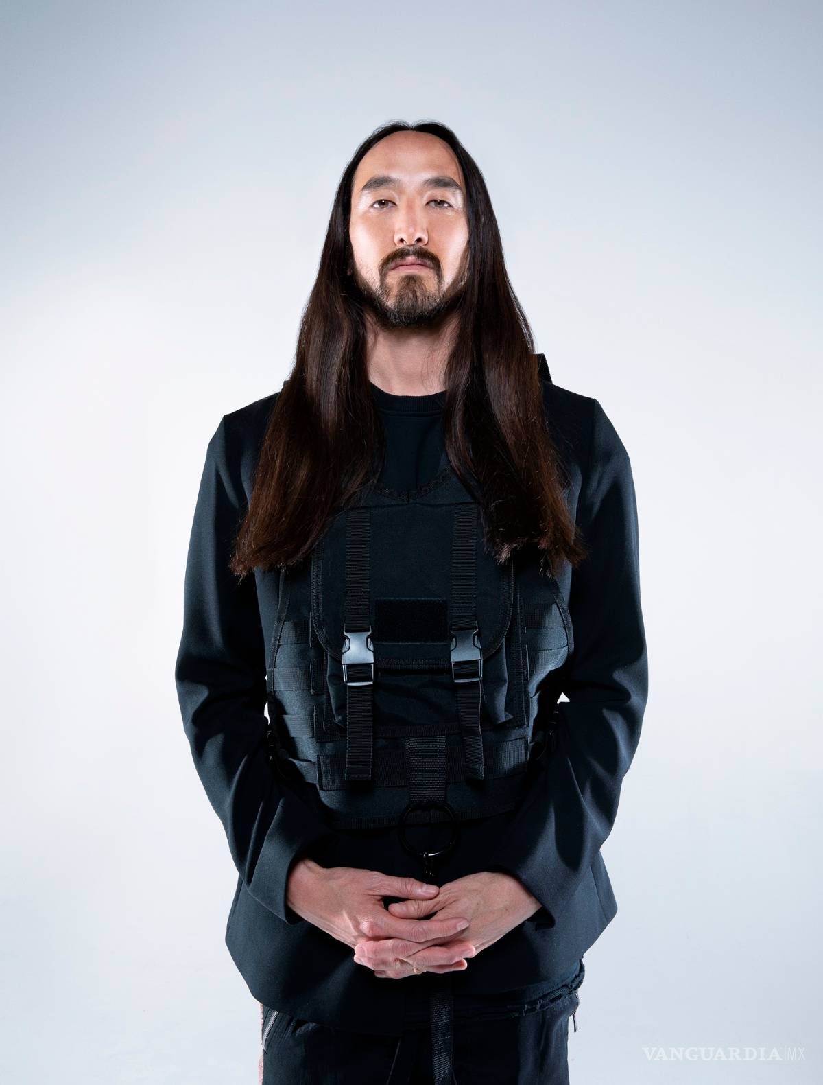 $!Steve Aoki rompe un silencio de dos años junto a Maluma, Sting y Backstreet Boys con "Neon Future IV"