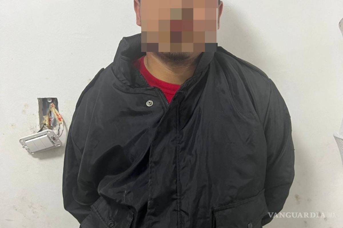 Interceptan a menor con un arma larga oculta con ¡una cobija!, en Nuevo León
