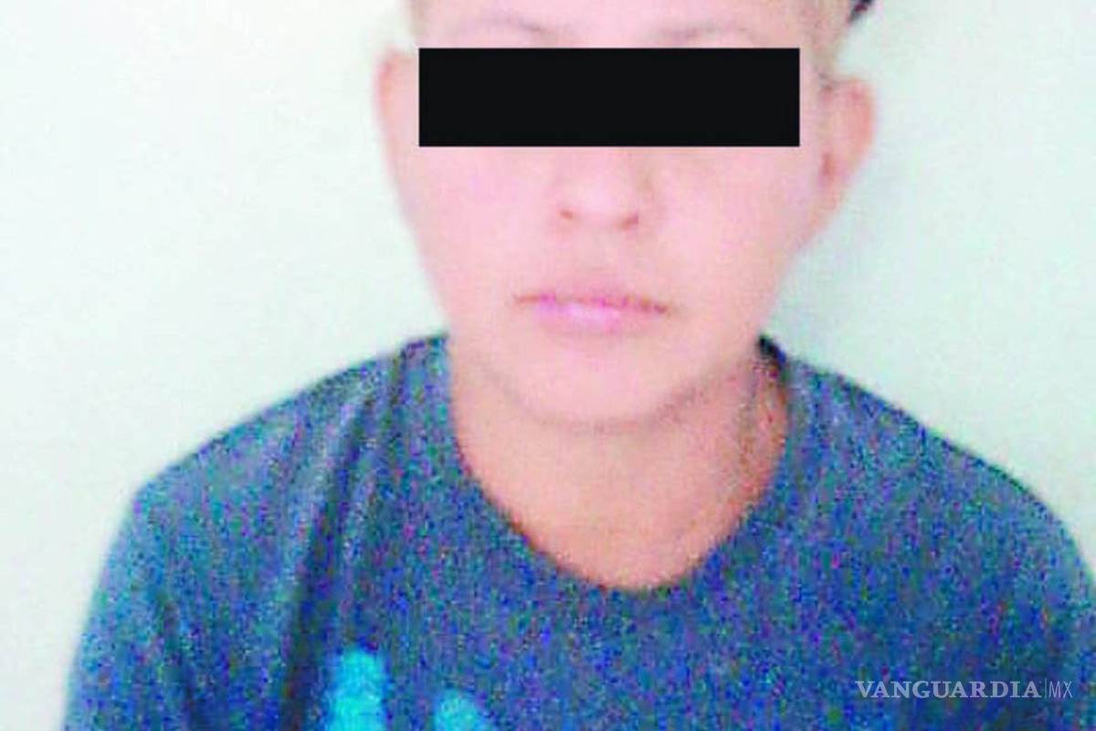 Citarán a hermanitos de niña a quien su madre le quemó las manos con el comal, en Saltillo