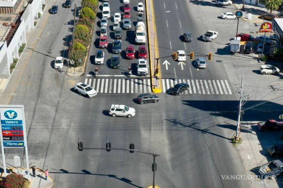 $!Para retornar al norte en el cruce de V. Carranza y Canadá, solo podrá hacerse desde la lateral (junto al Eurotel); queda prohibido el retorno pegado al camellón.