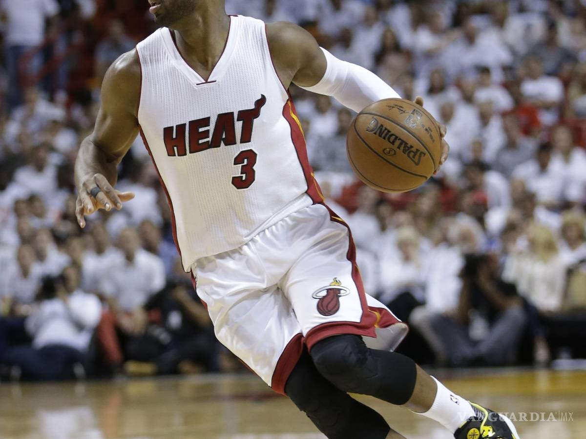 $!Dwayne Wade jugará una temporada en la NBA