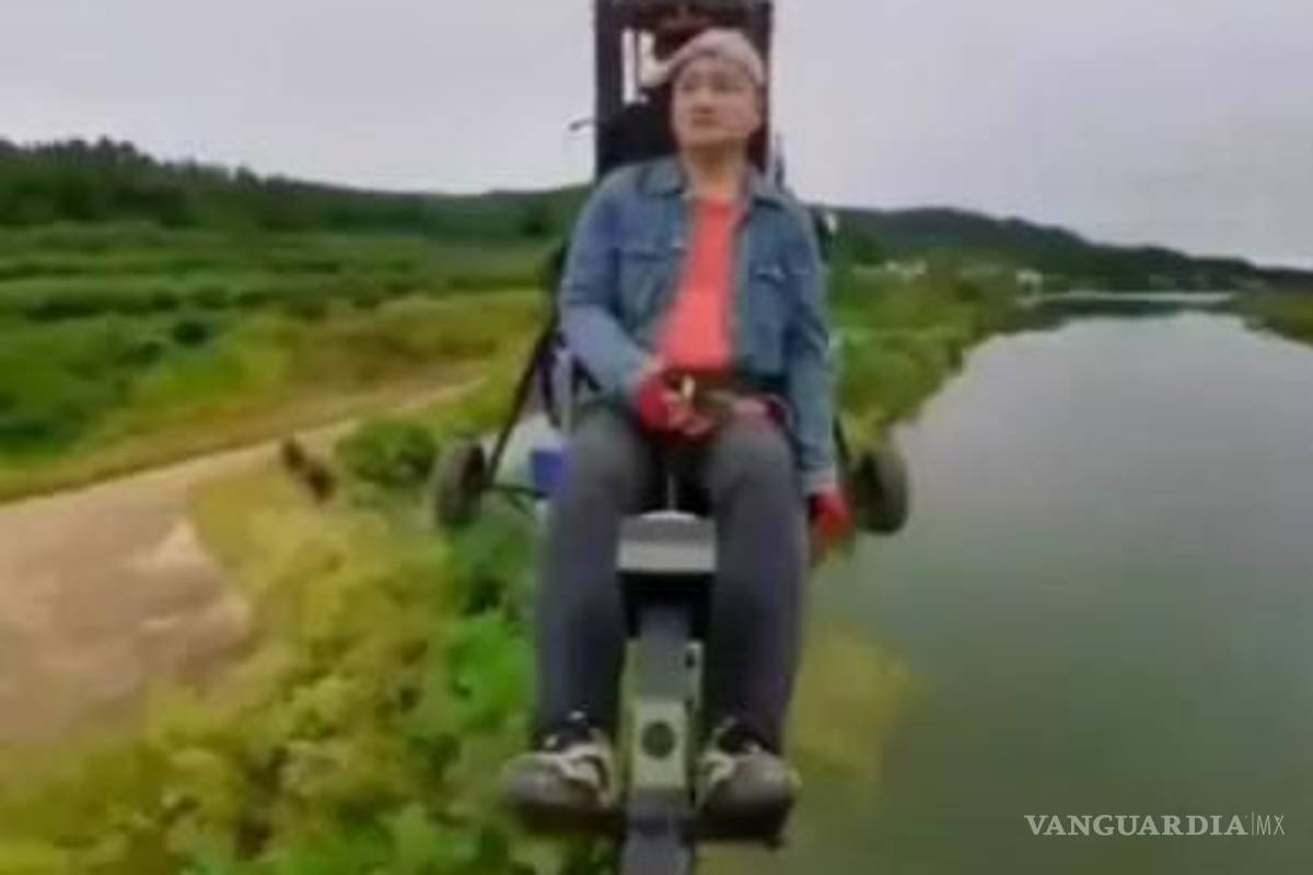 Influencer chino muere al estrellarse en su aeronave en vivo