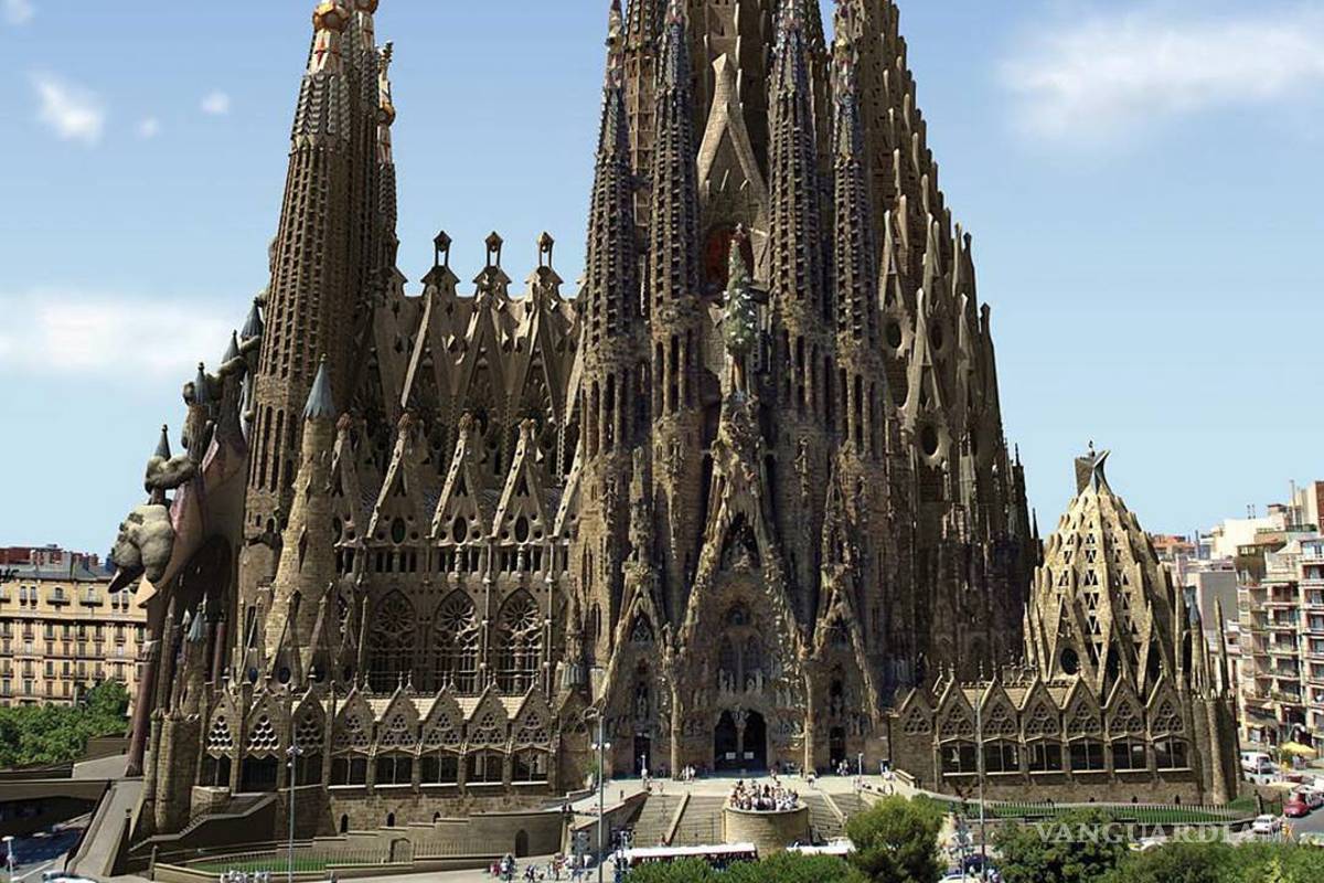 Gaudí, del modernismo a lo sublime y mágico