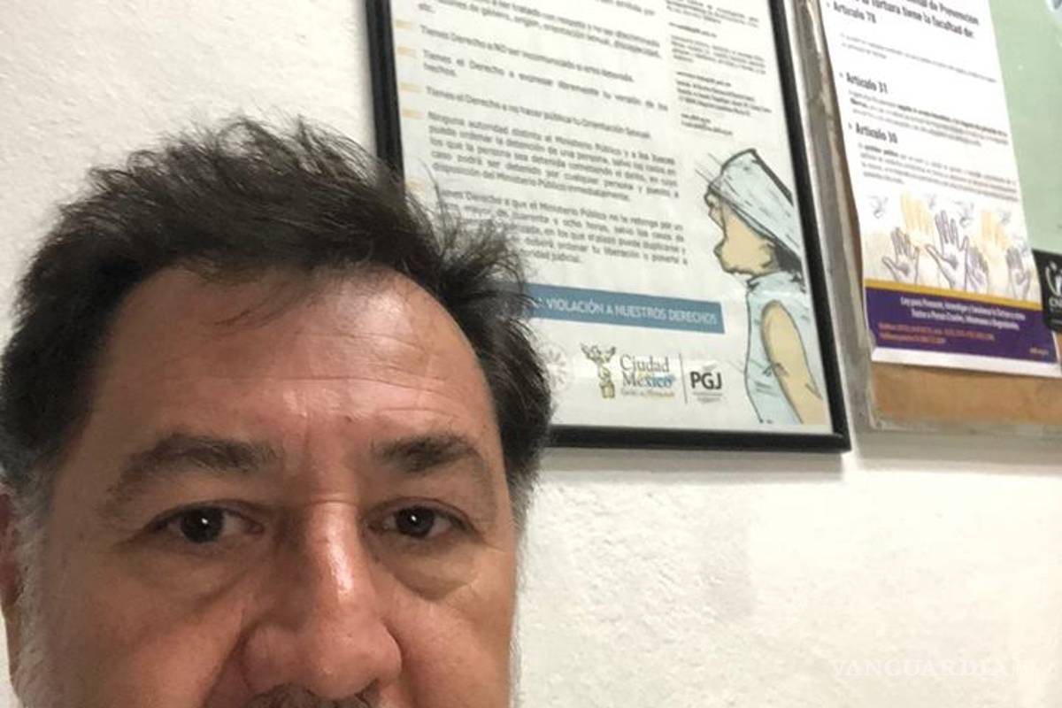 Fernández Noroña termina en el MP por robo de celular